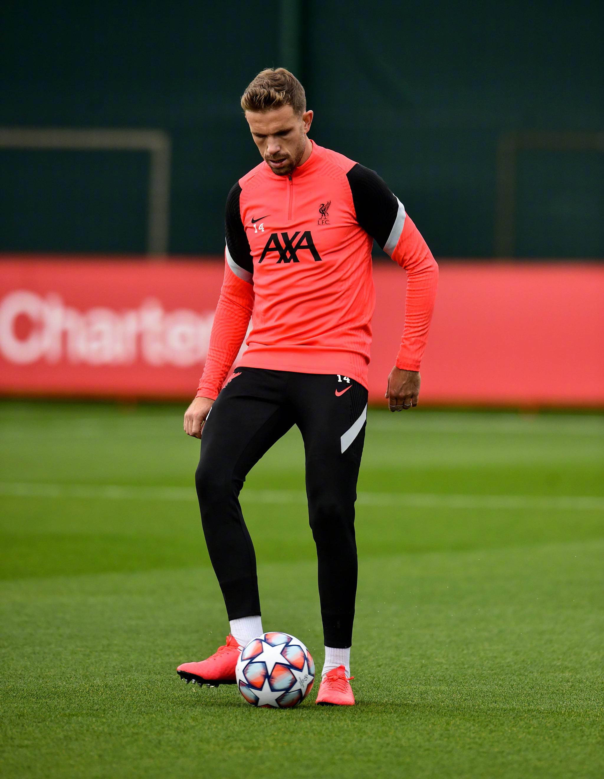 国际比赛日上海久事备战欧冠，调整名单细节曝光，压力陡增，资深球员宣示担当的简单介绍-爱游戏